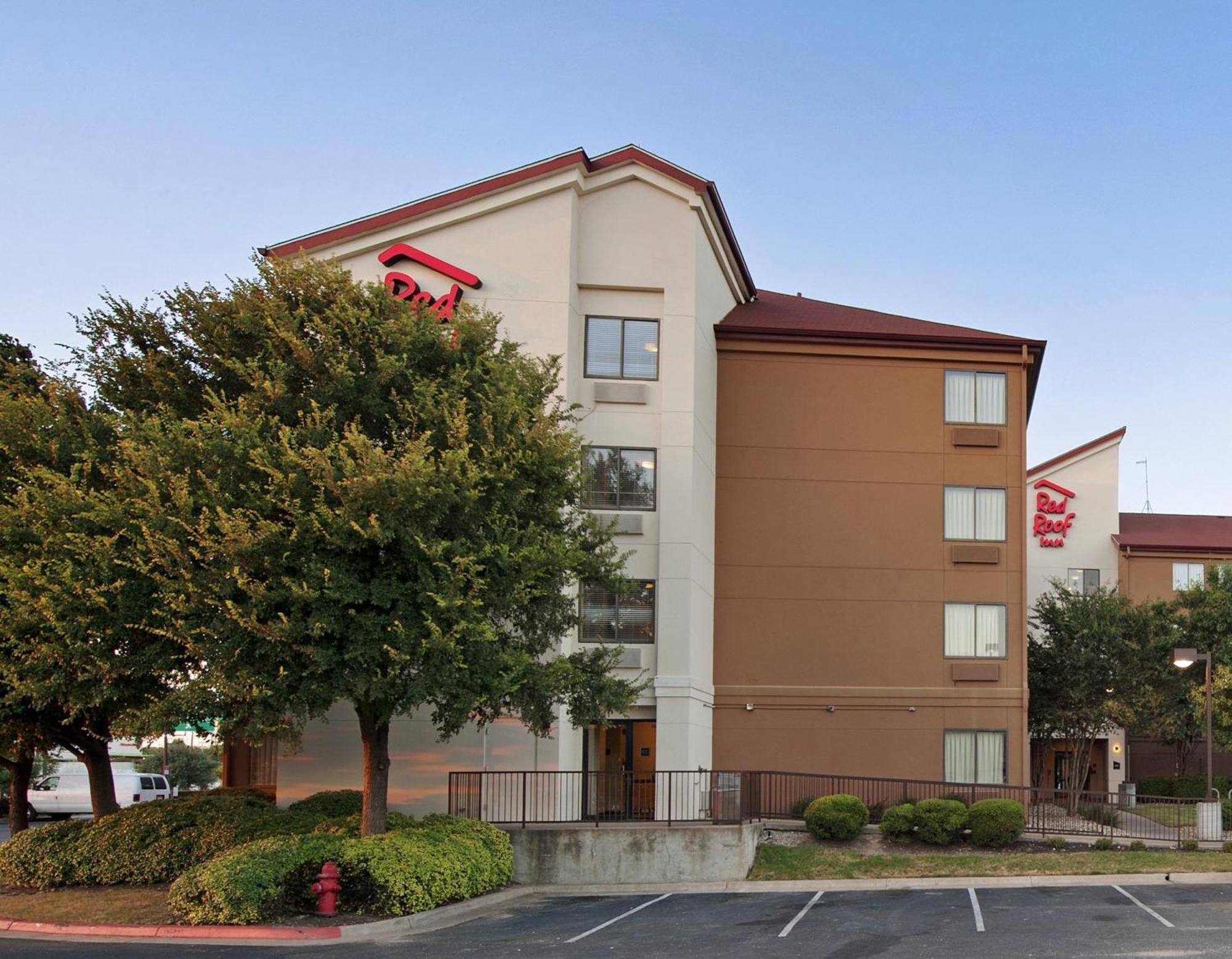 Red Roof Inn Plus+ Austin South Esterno foto